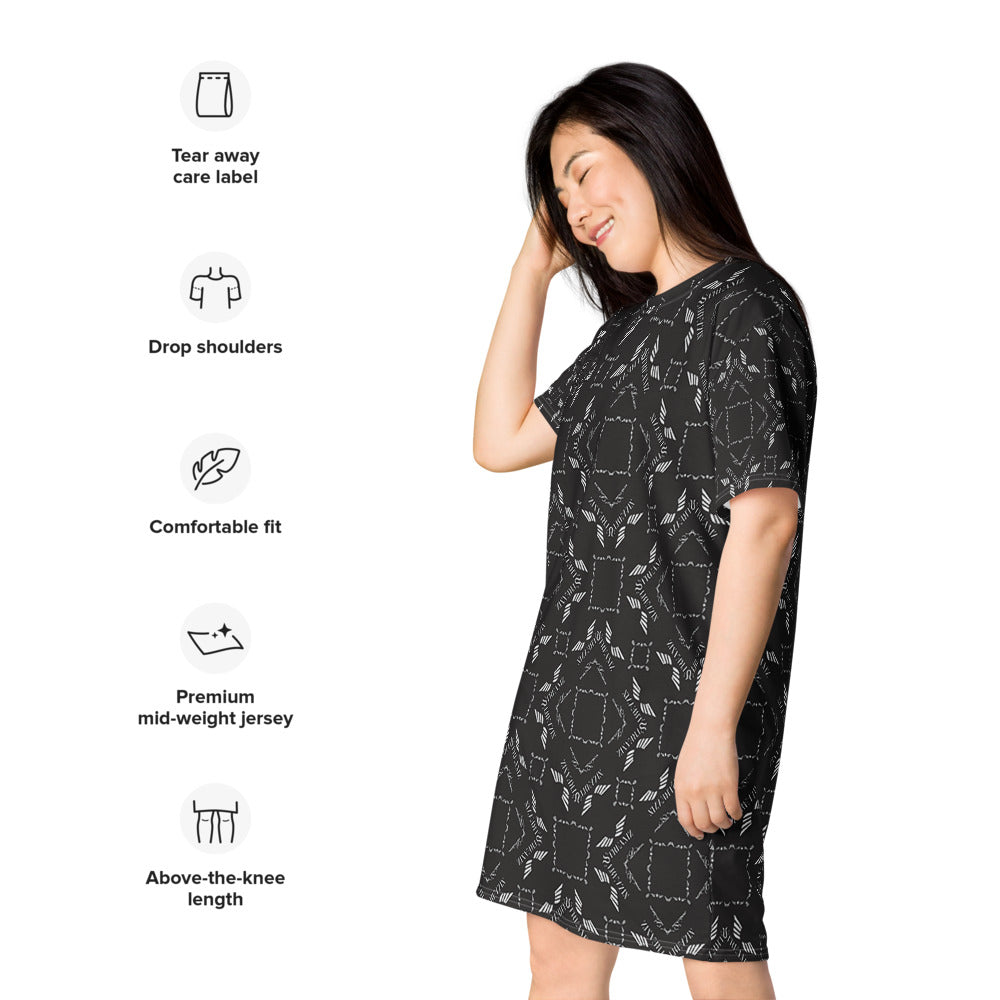 Streamz Grayscale T-shirt dress