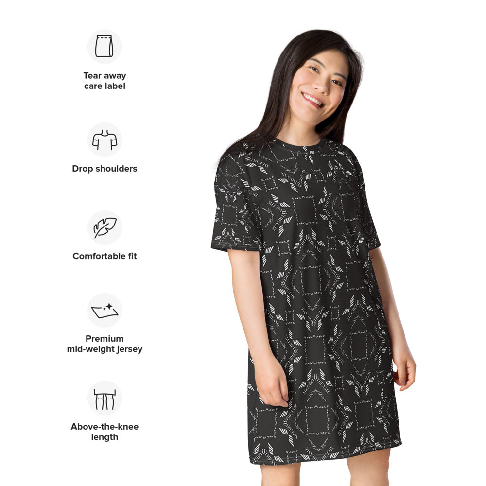 Streamz Grayscale T-shirt dress